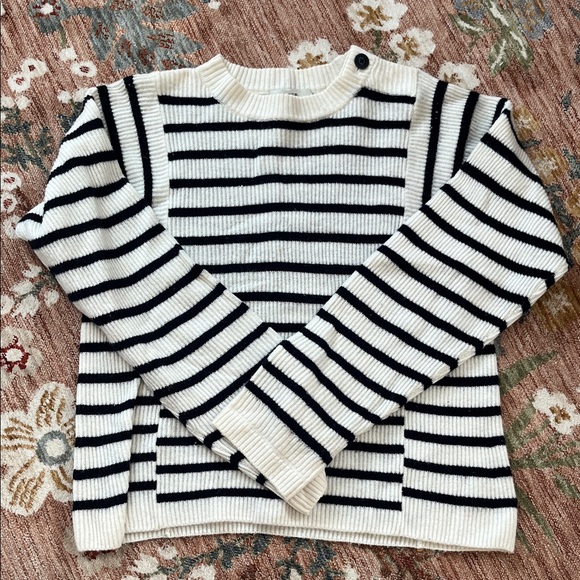Vince Sweaters - Vince Black and White Striped Crew Neck Sweater
